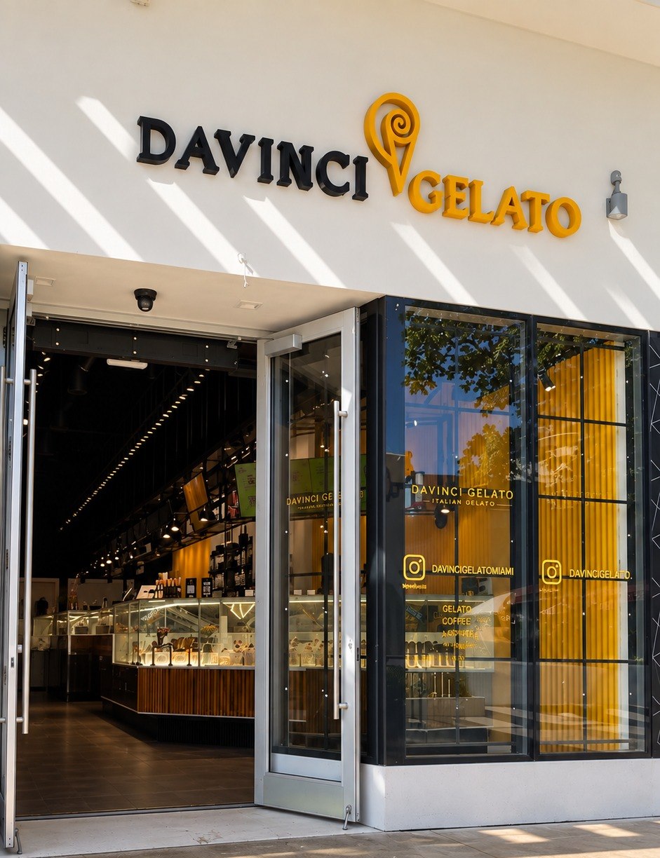 DaVinci Gelato storefront on Lincoln Road, Miami Beach, with the doors open